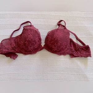 Victoria’s Secret lace bra